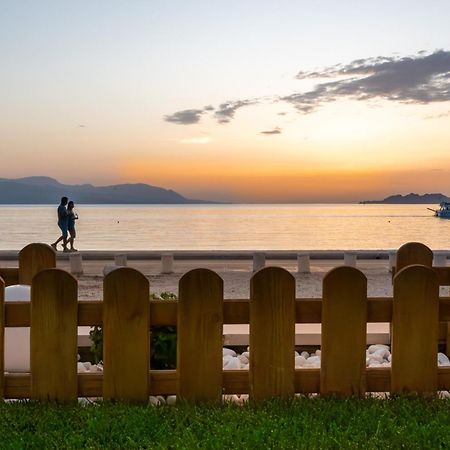 Апартаменты Loutraki Sea Sunset Экстерьер фото